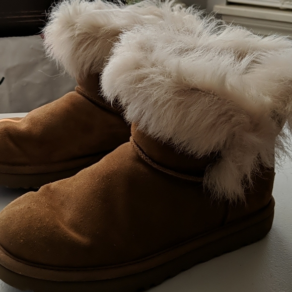 UGG Shoes - Ugg W Milla 7